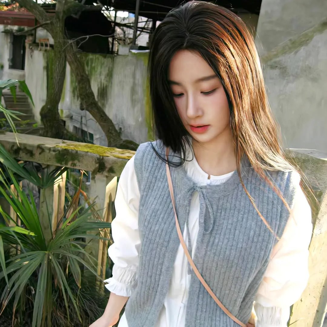 蓝海少女封面